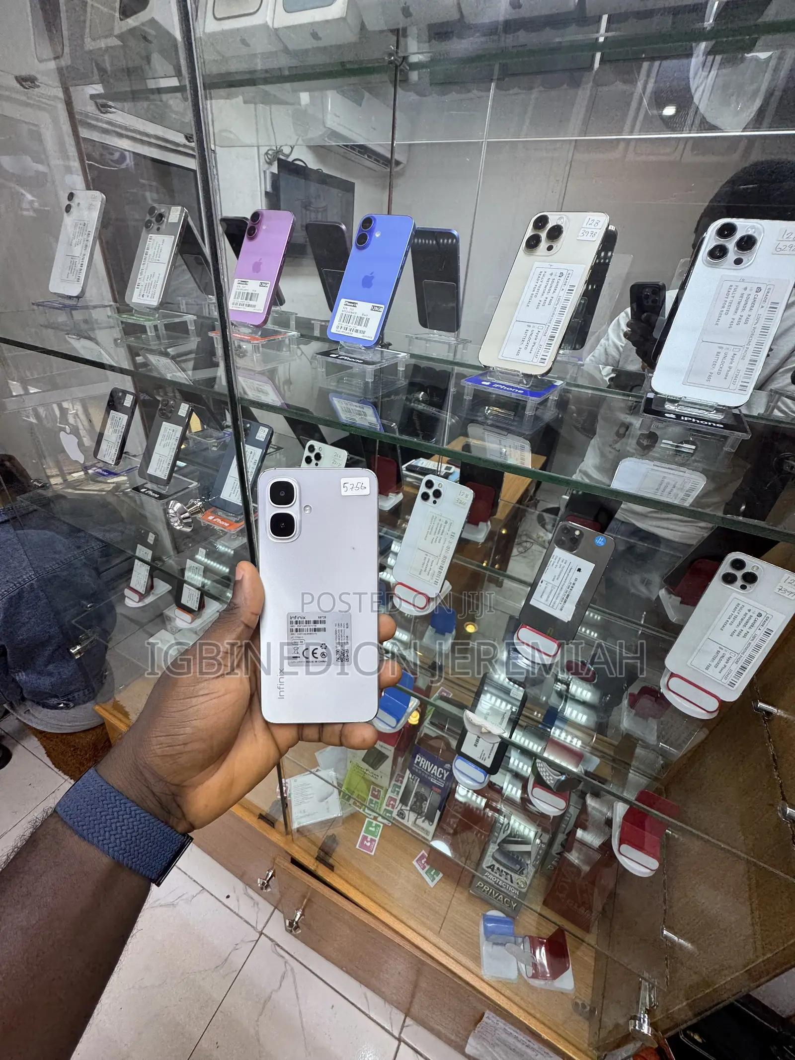 Infinix Smart 10 64 GB Silver