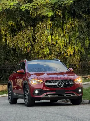 Mercedes-Benz GLA 250 2021 Red