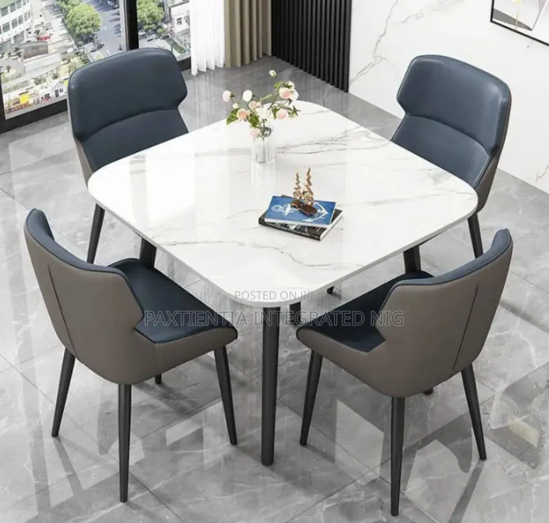 Dining Set for Space Saving.