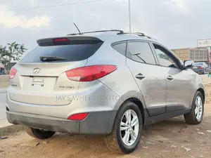 Hyundai Tucson 2012 Gray