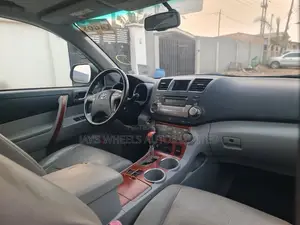 Toyota Highlander 2009 White