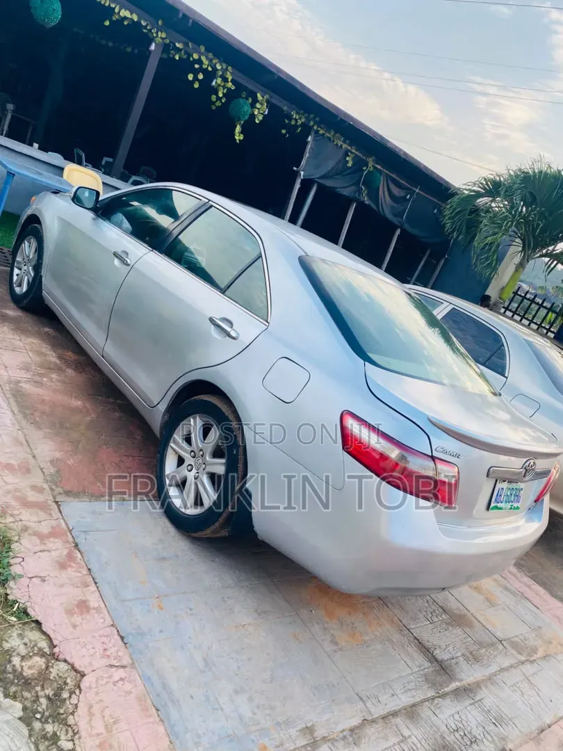 Toyota Camry 2.4 XLE 2008 Silver