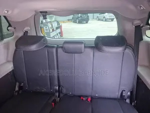 Toyota Sienna SE 8 Passenger (3.5L 6cyl 6A) 2016 Gray