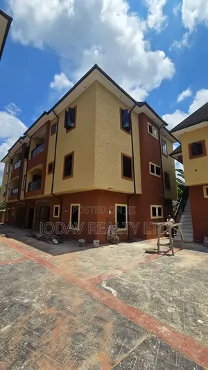 Furnished 2bdrm Block of Flats in Sars Road, Rumuahalu for rent