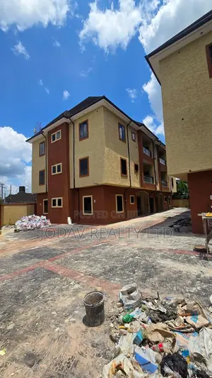 Furnished 2bdrm Block of Flats in Sars Road, Rumuahalu for rent