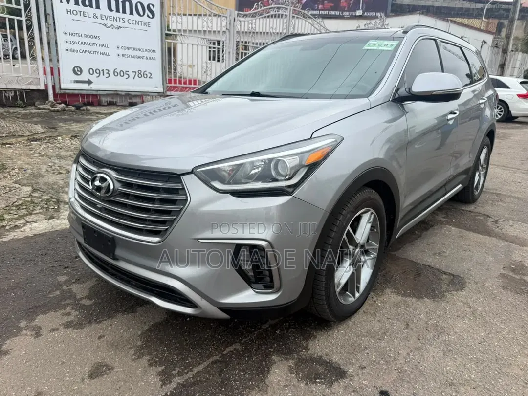 Hyundai Santa Fe 2017 Silver
