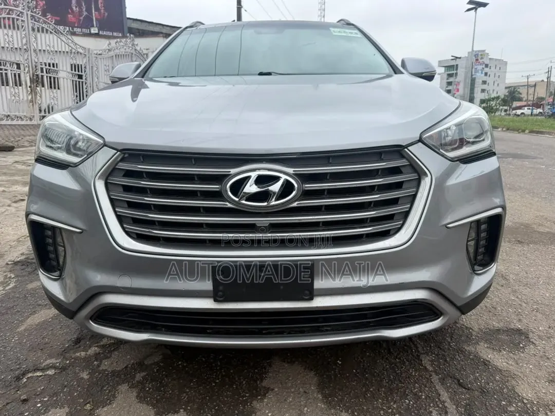 Hyundai Santa Fe 2017 Silver