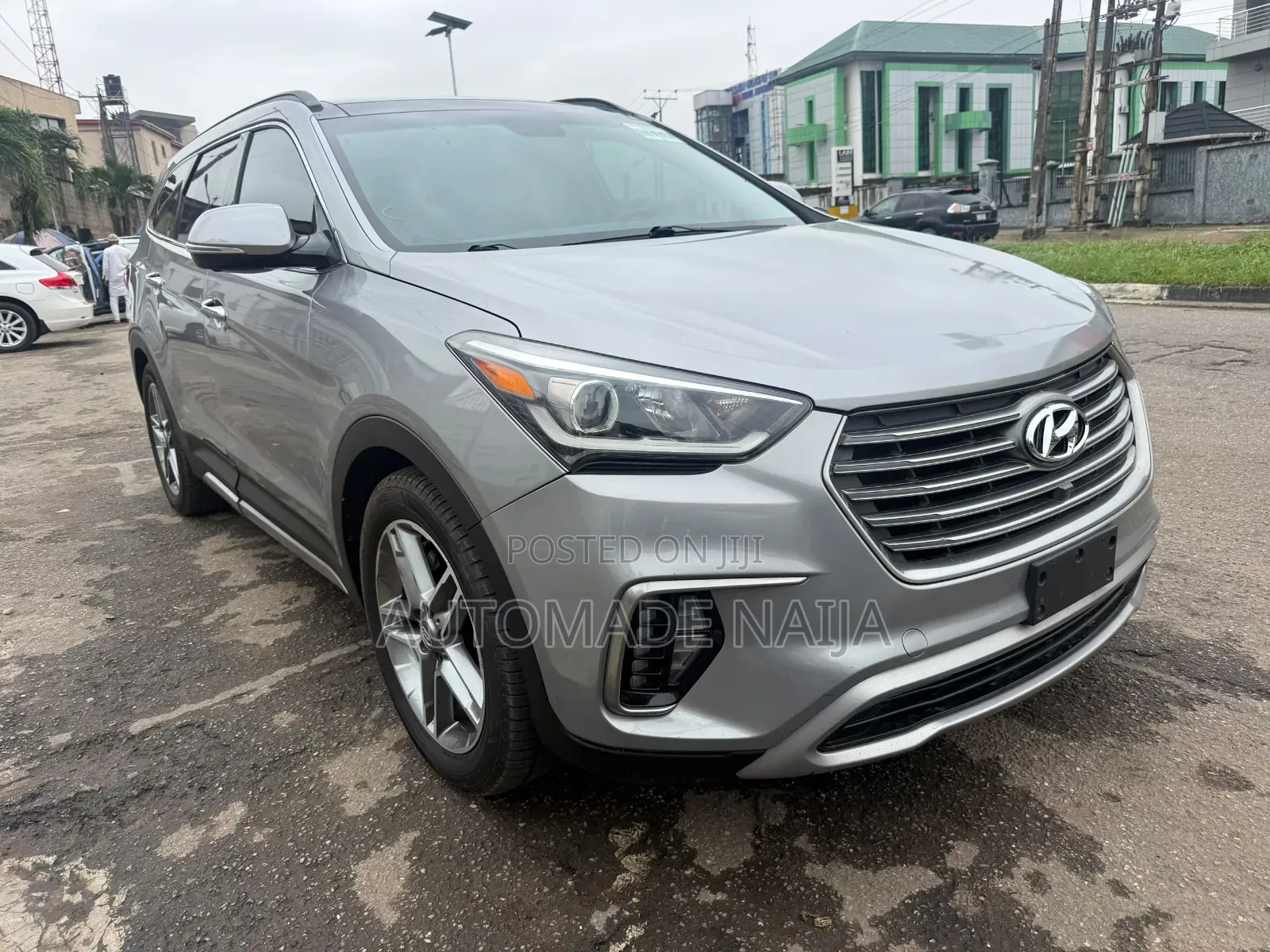 Hyundai Santa Fe 2017 Silver