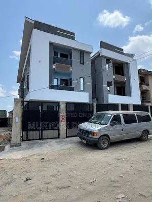 2bdrm Apartment in Medina for sale