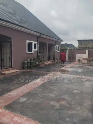 1bdrm Bungalow in Eneka for rent