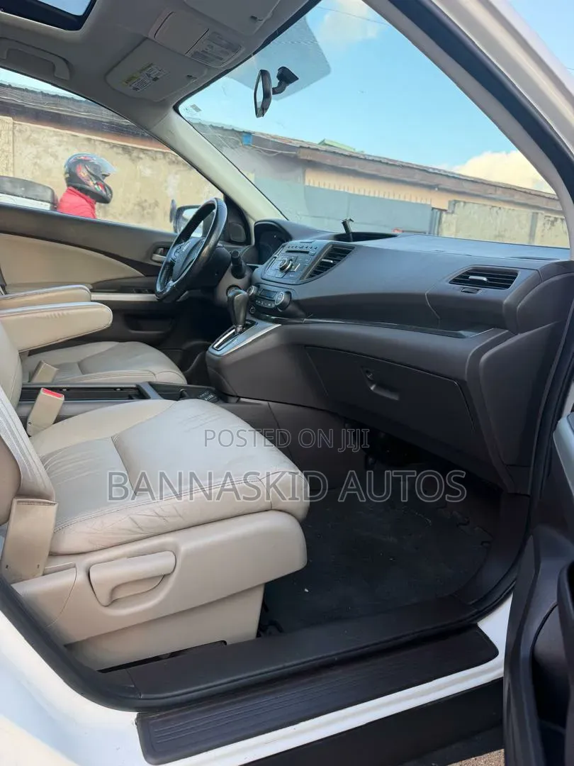 Honda CR-V 2013 White