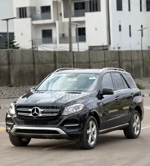 Mercedes-Benz GLE-Class 2017 White