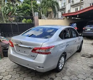 Nissan Sentra 2015 Silver