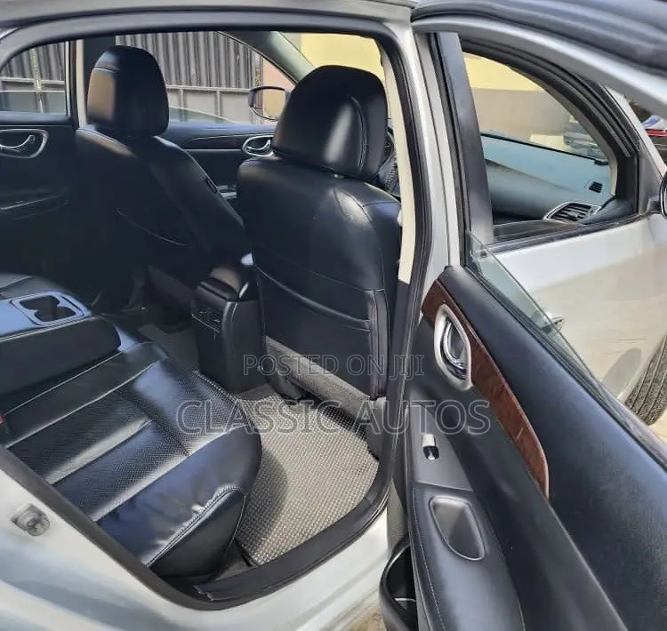 Nissan Sentra 2015 Silver