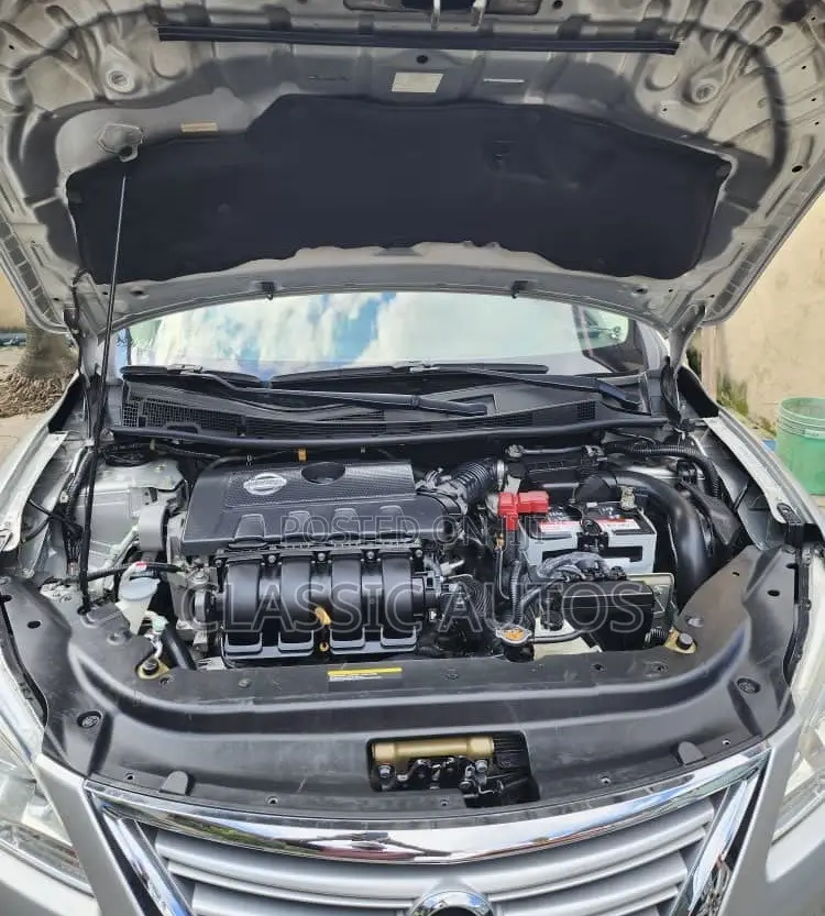 Nissan Sentra 2015 Silver