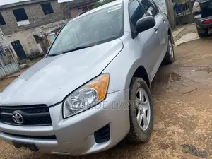 Toyota RAV4 2.5 Limited 2010 Silver