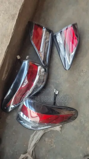 Lexus RX 350 2013 Rear Light