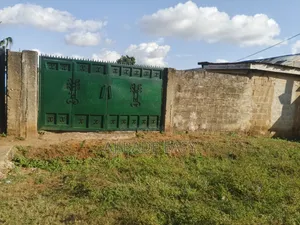 Almost Full Plot of Land With a Demolishable Structure