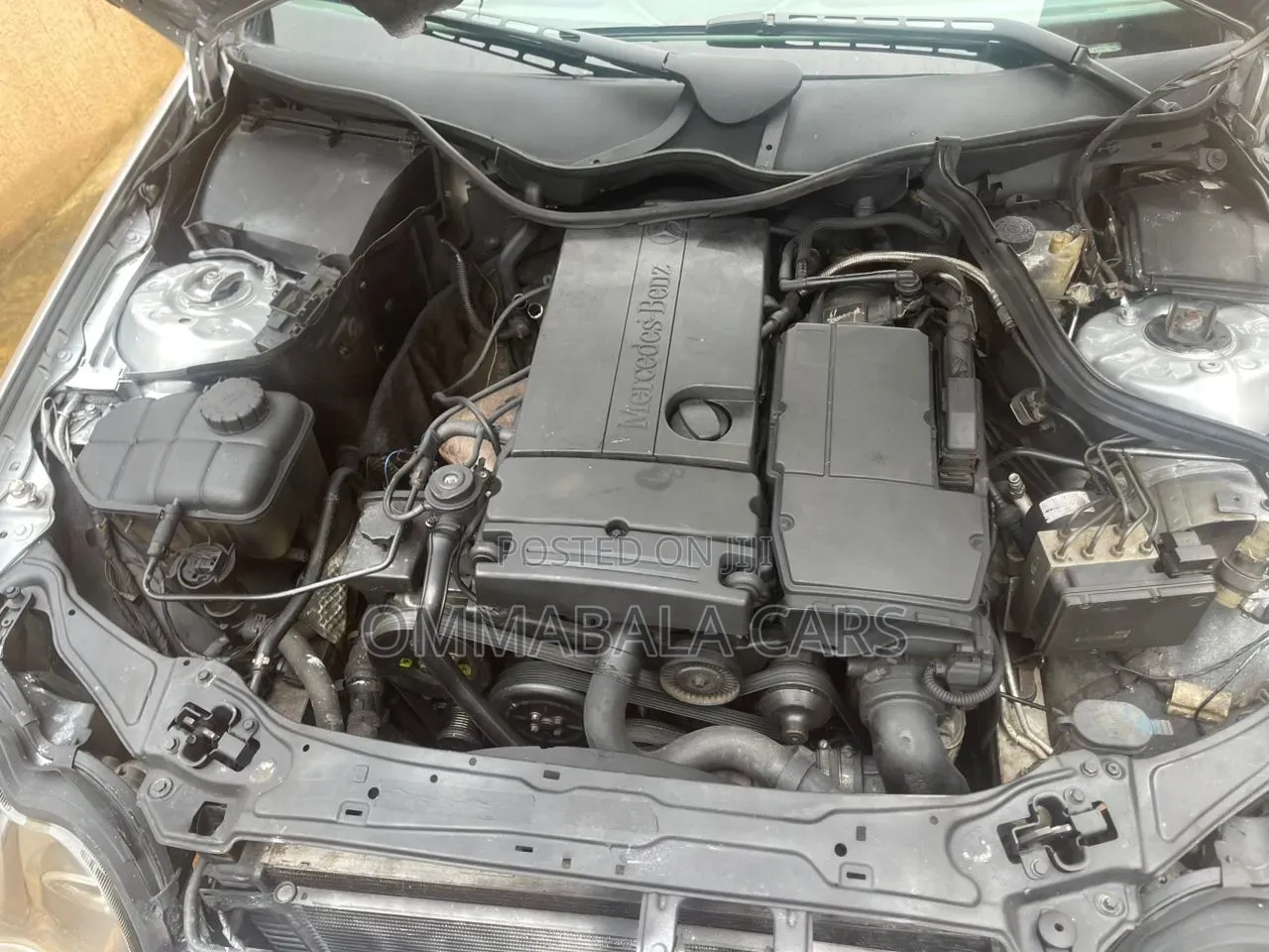 Mercedes-Benz C240 2005 Silver