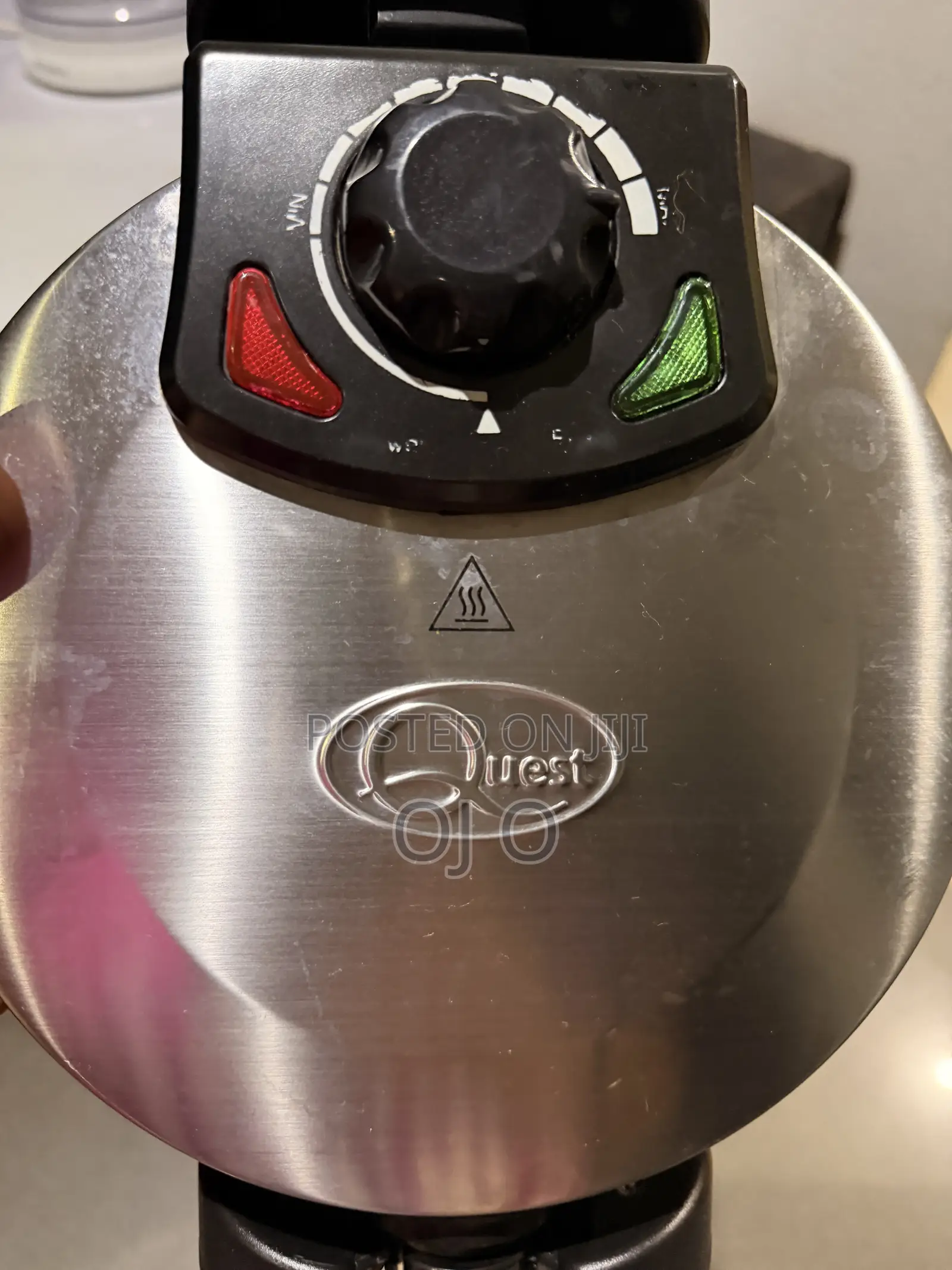 Preloved Rotating Waffle Maker