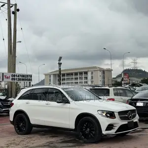 Mercedes-Benz GLC-Class 2017 White