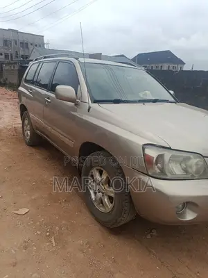 Toyota Highlander 2006 Gold