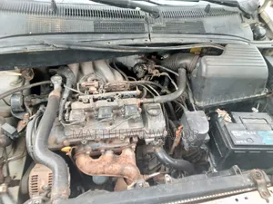 Toyota Sienna 2003 White