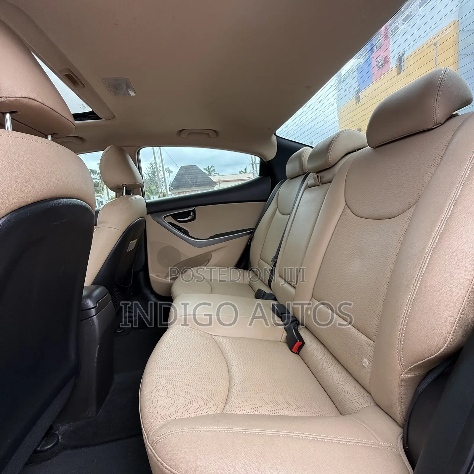 Hyundai Elantra 2012 Red