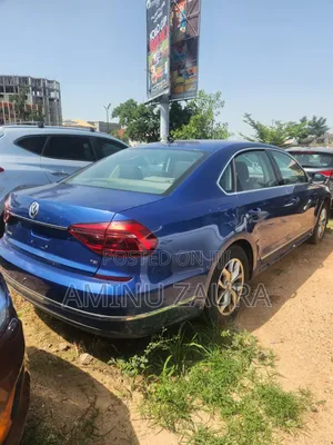 Volkswagen Passat 2017 Blue