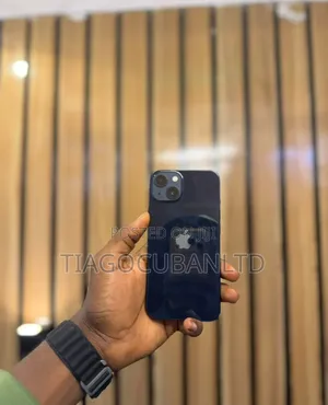 Apple iPhone 13 128 GB