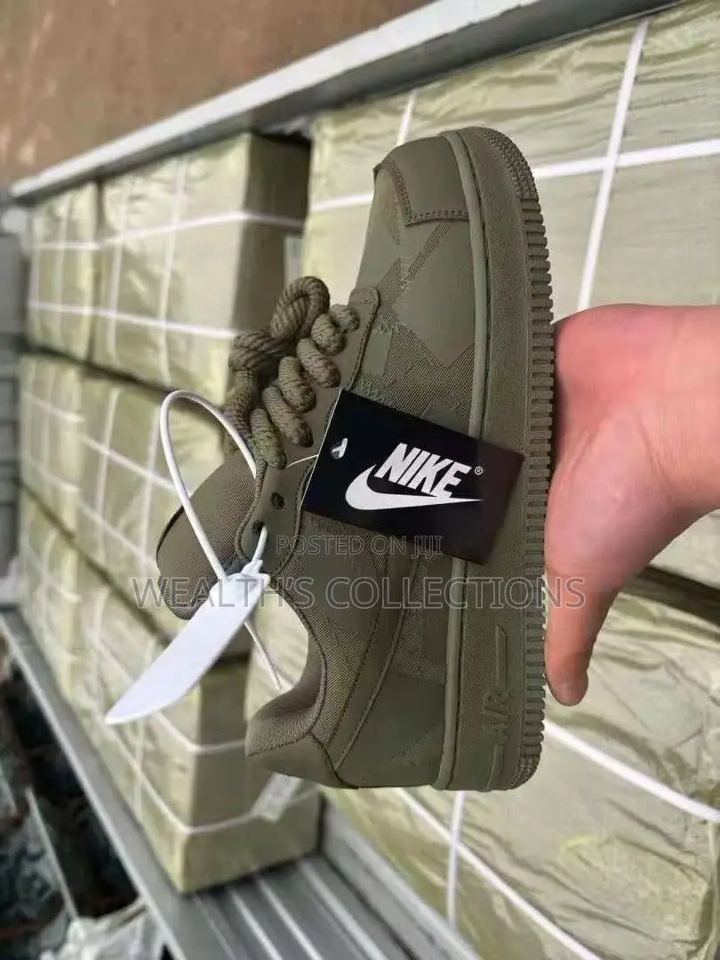 Nike Sneakers