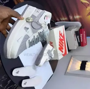 Nike Sneakers