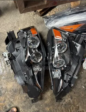 Is 250 Head Light 015