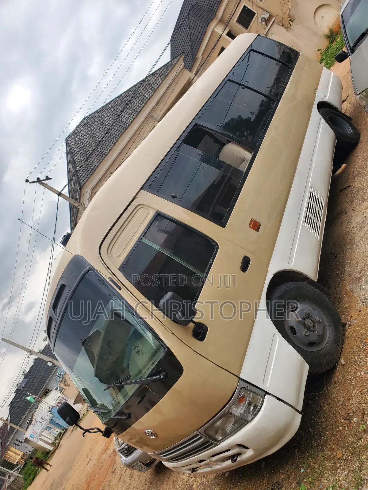 Toyota Coaster 2015