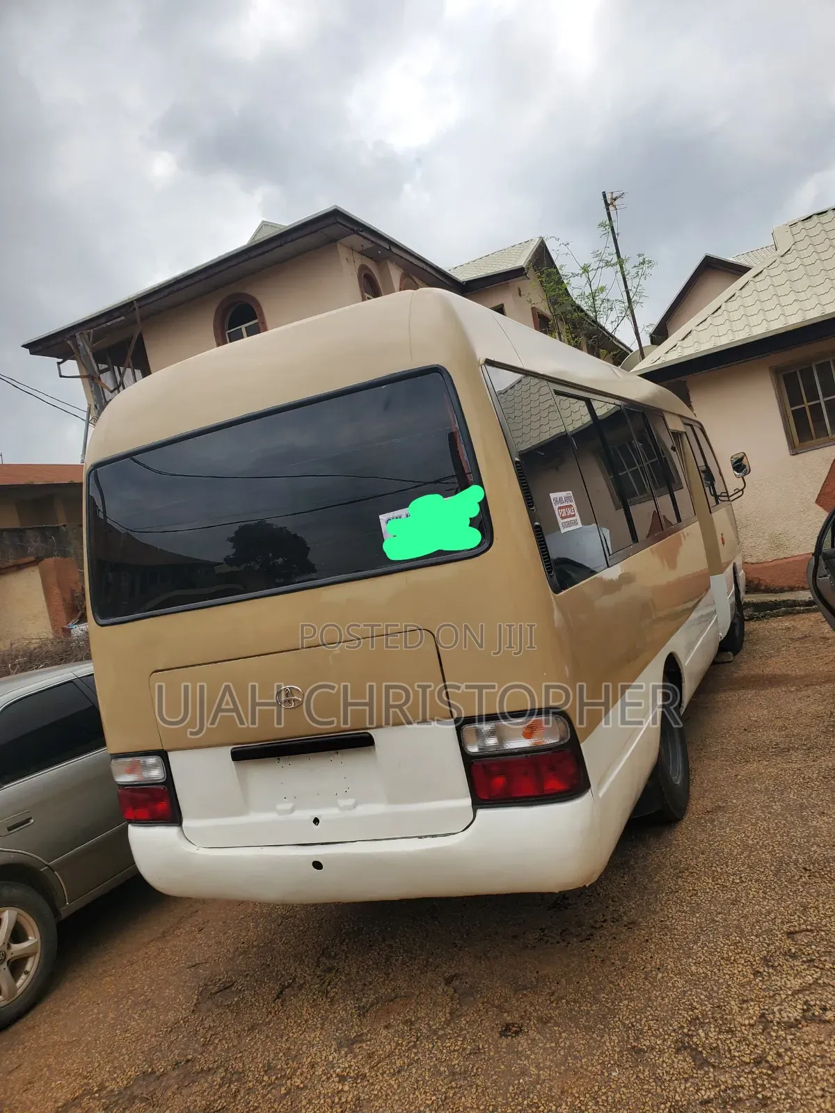 Toyota Coaster 2015