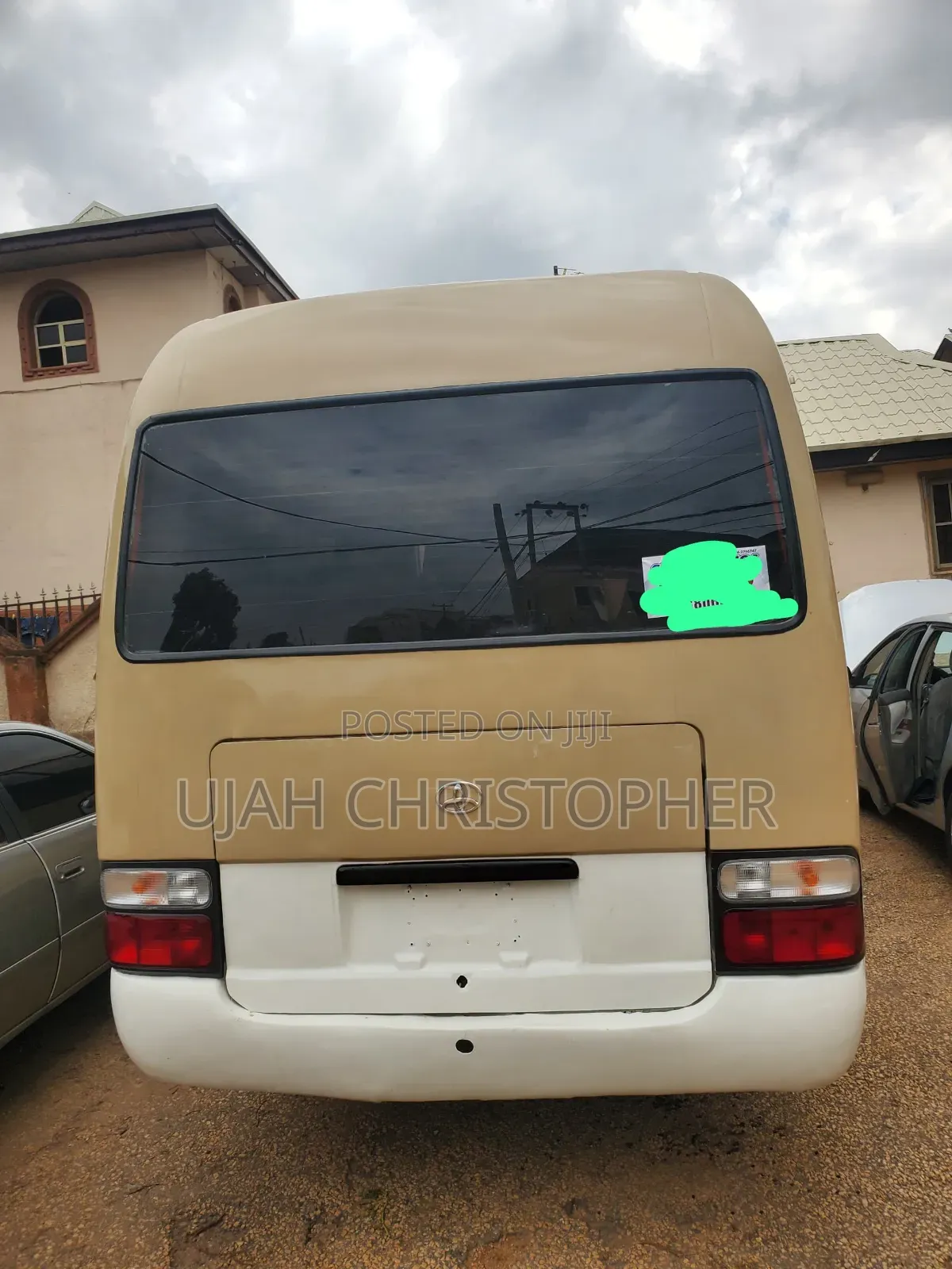 Toyota Coaster 2015