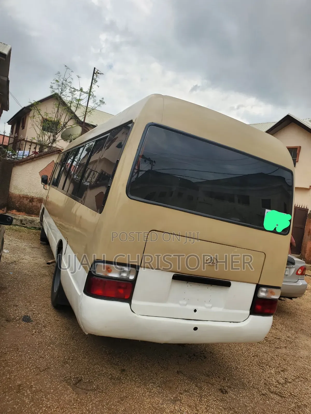 Toyota Coaster 2015