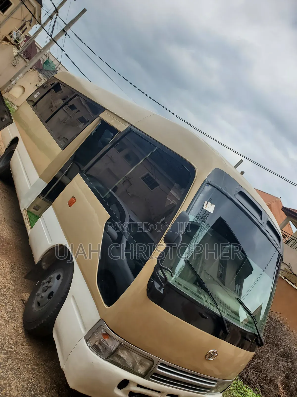 Toyota Coaster 2015