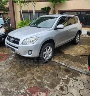 Toyota RAV4 2009 Silver