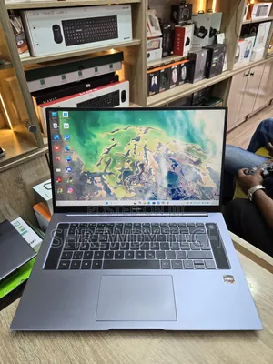 Laptop Huawei 16GB AMD Ryzen 5 SSD 512GB