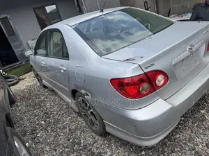Toyota Corolla S 2005 Silver