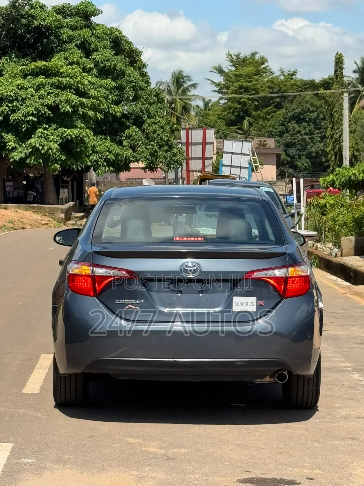 Toyota Corolla 2015