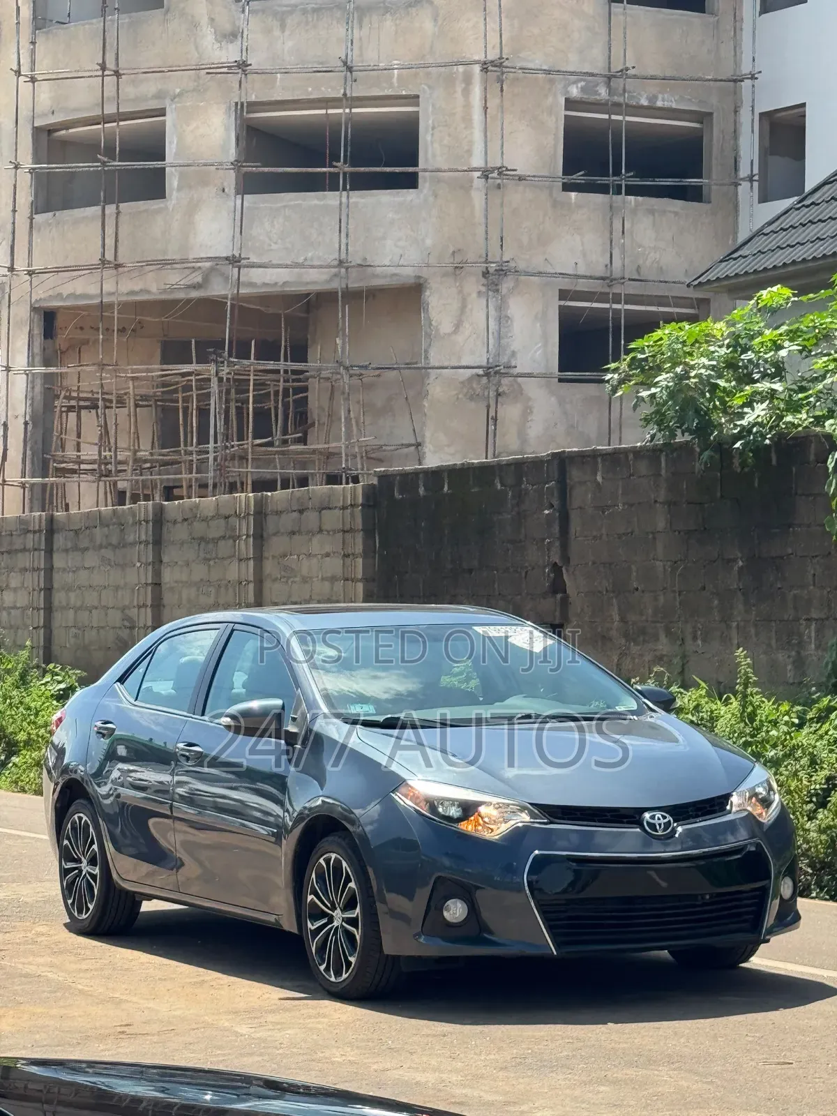 Toyota Corolla 2015