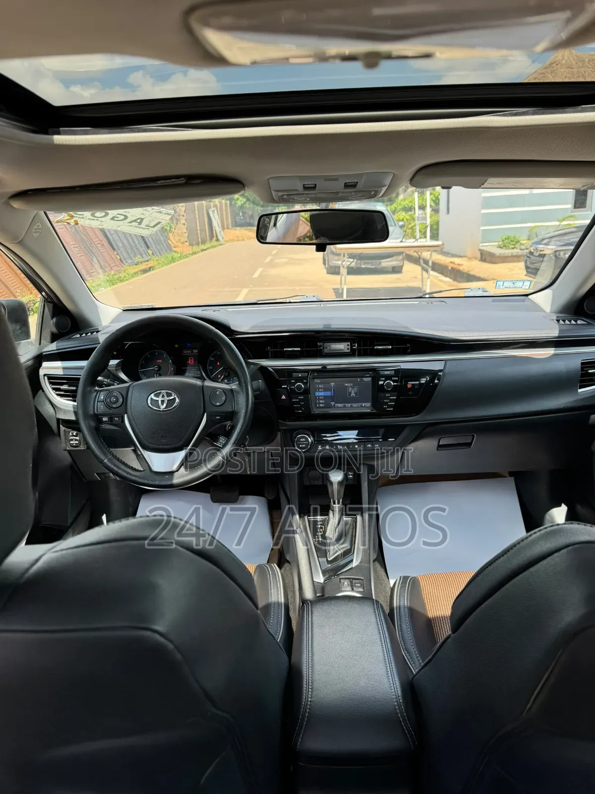 Toyota Corolla 2015