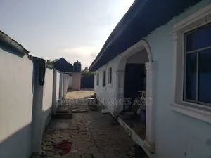 4bdrm Apartment in Abaodan Estate, Akinyele for sale