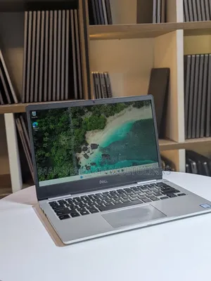 Laptop Dell Inspiron 13 7370 8GB Intel Core i7 SSD 256GB