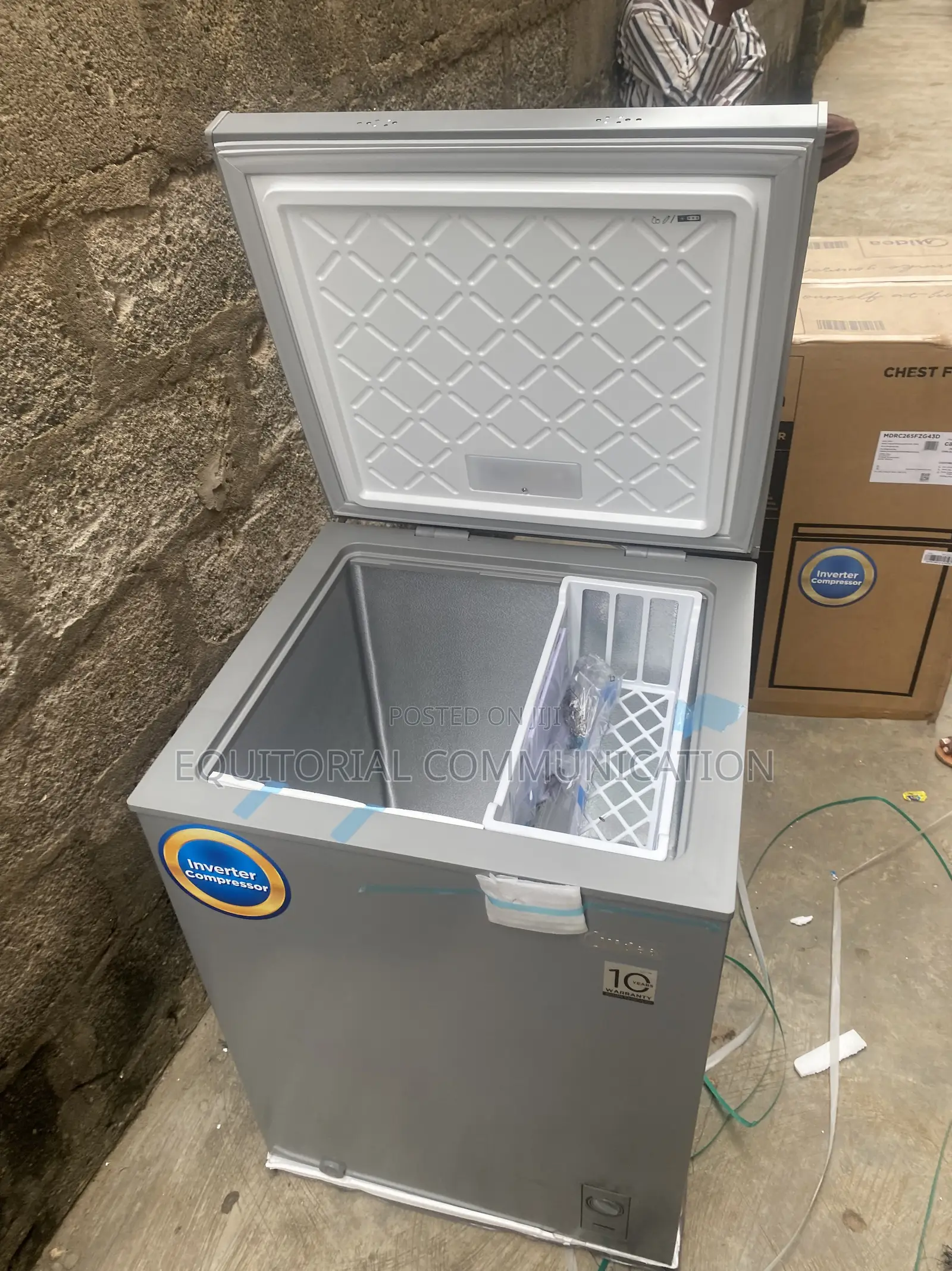 Midea 142L Energy Efficient MDRC265FZG43D Inverter Chest Freezer