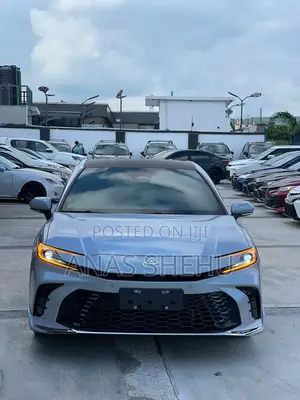 Toyota Camry 2025 Blue
