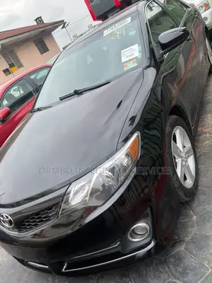 Toyota Camry SE 4dr Sedan (2.5L 4cyl 6A) 2012 Black