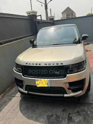 Land Rover Range Rover Vogue 2015 Gold